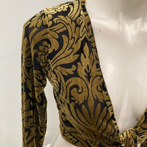 NEW Boohoo Black Gold Damask Velvet Long Sleeve Tie Crop Top M - Picture 13 of 13